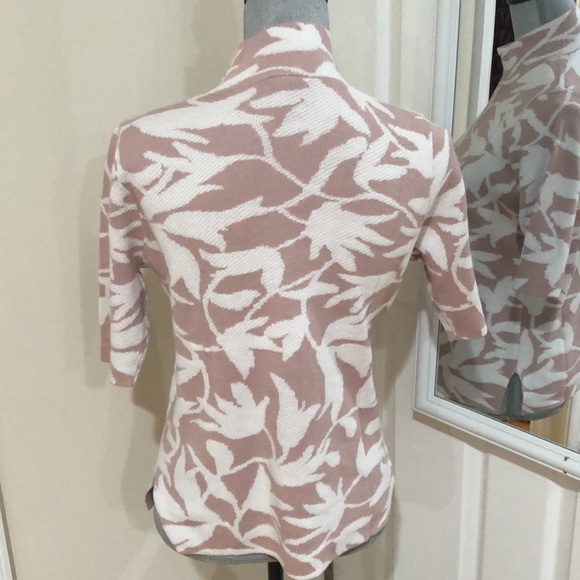 Ann Taylor Floral mock neck top size M - Picture 3 of 9
